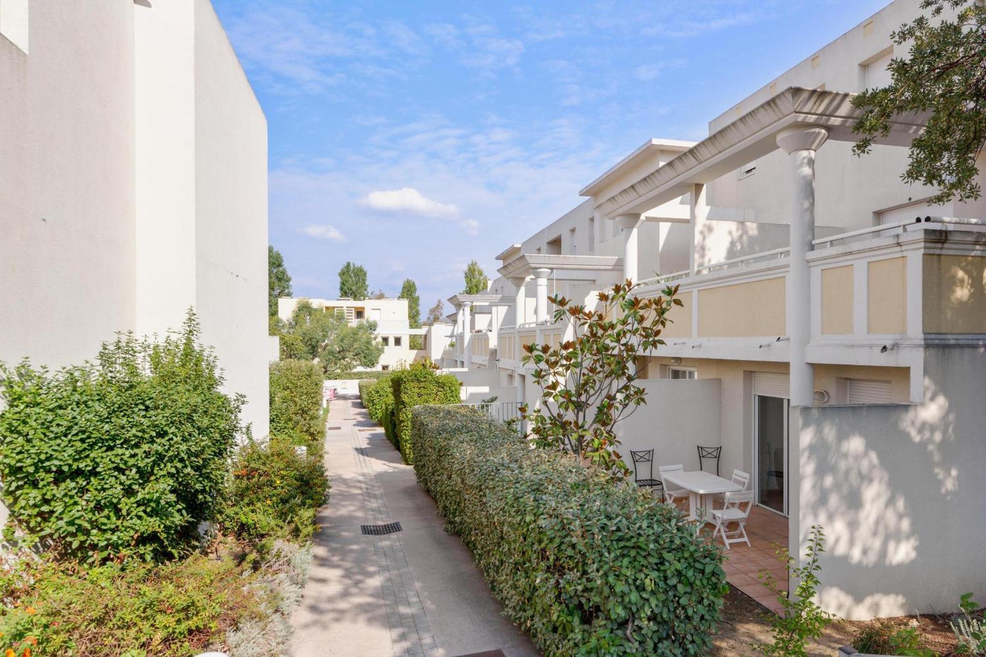 Zenitude Hôtel-Résidences Toulon Six Fours Six-Fours-les-Plages Exterior foto